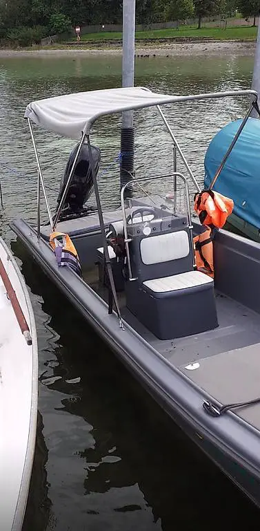 Motorboot Fischerboot 5,5x1,7m ohne Aussenborder