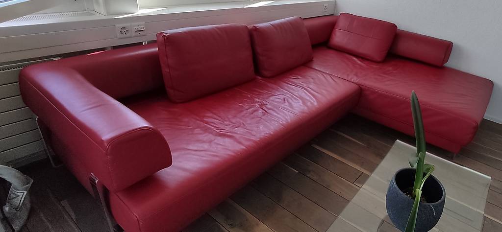 Ledersofa rot mit elektrisch verstellbaren Lehnen