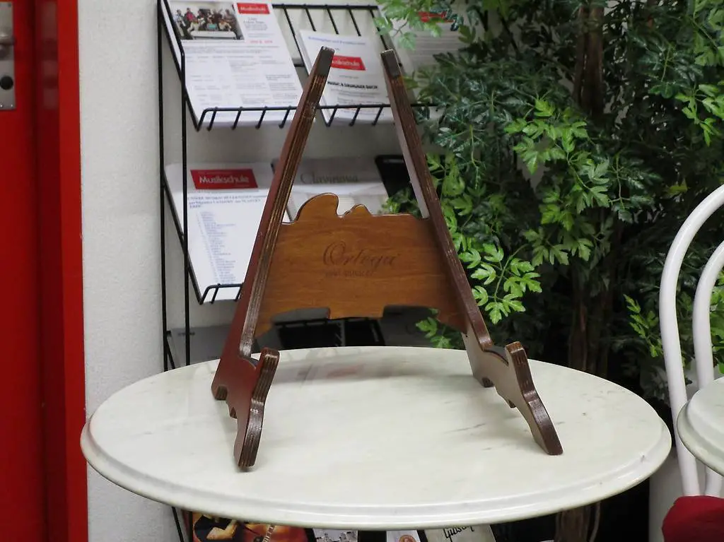 gitarren ständer aus holz, neu
