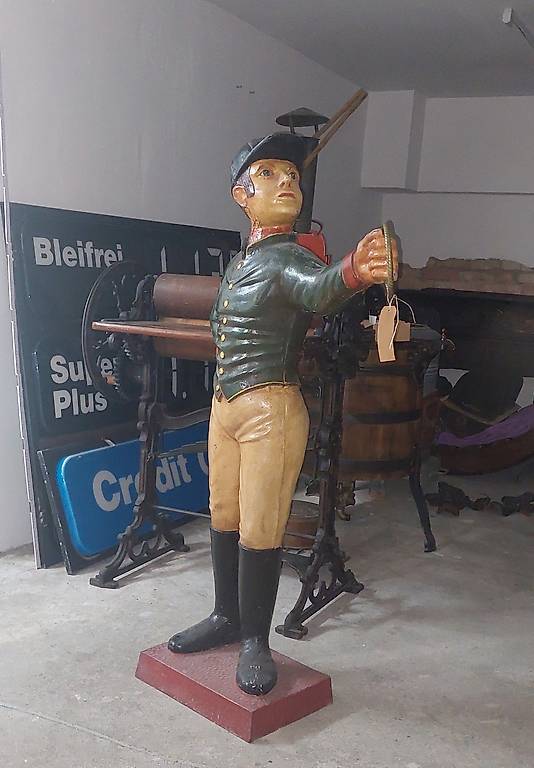 Iron Lawn Jockey Gusseisen Figur um 1870