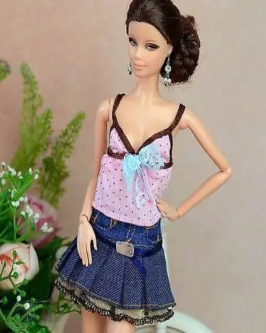 BARBIE KLEID JEANSROCK UND SHIRT INKL. 1 PAAR SCHUHE