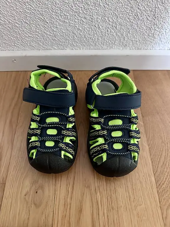 Sandalen Gr. 25 neu und unbenutzt