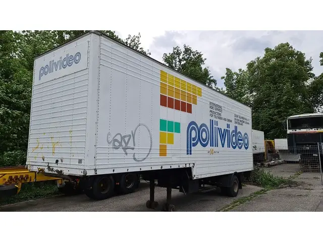 ADORNA, 13T, Alukofferaufbau