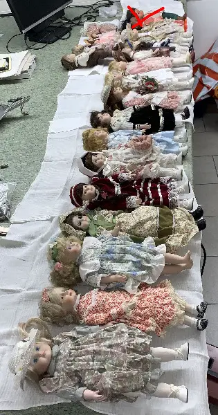 Lot Porzellanpuppen - Porcelain Dolls - Bäbi - Puppen