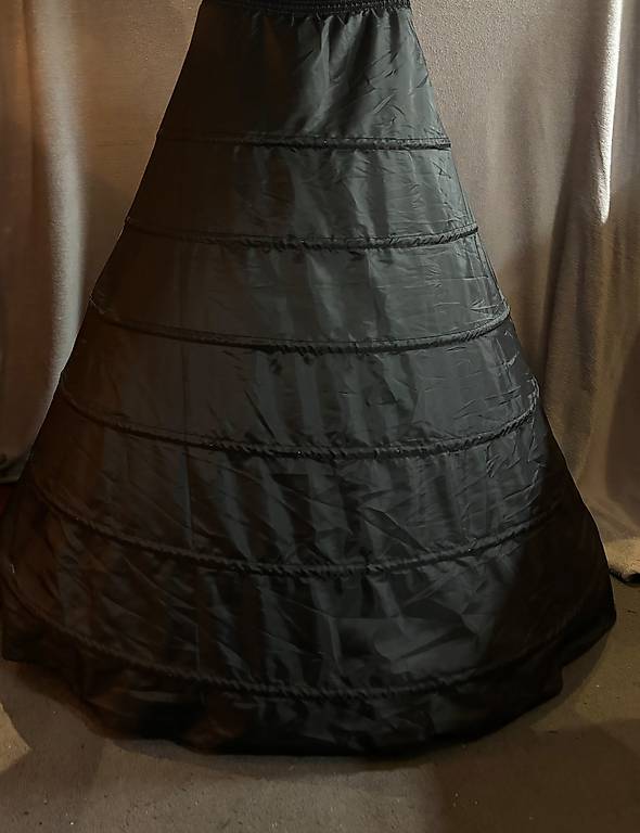 Reifrock - Gothic - Ball-Hochzeit - Party