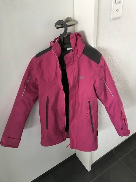 Jack Wolfskin Jacke in Gr. 140 zwei in einem rosa genial