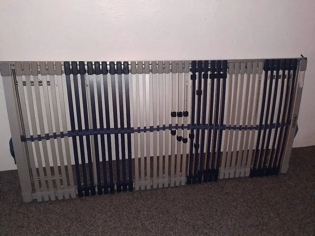 sehr guter Lattenrost 90 x 200 cm