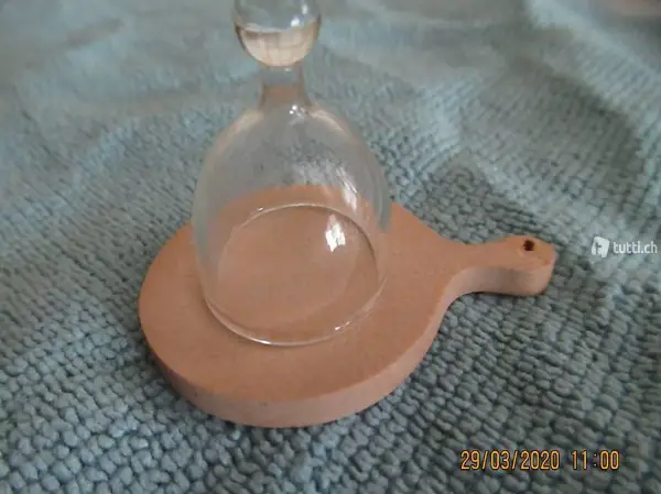  Käsebrett, und Käseglocke für den Setzkasten