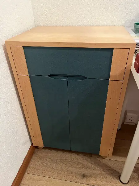 kleiner Schrank