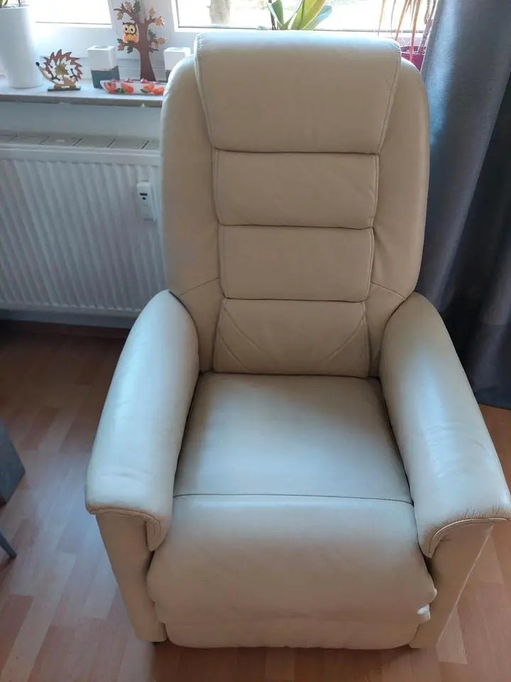 Relaxsessel aus Leder. die Elektronik funktioniert nicht