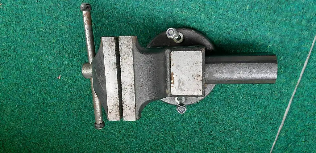 Schraubstock, WIE NEU.