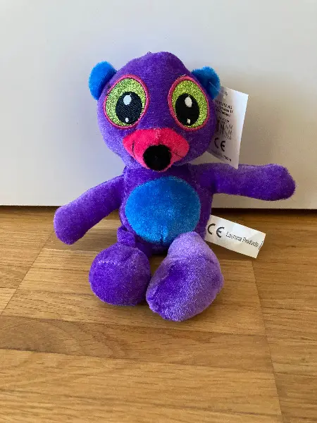 Ulkiges Plüschtierchen: -) - NEU