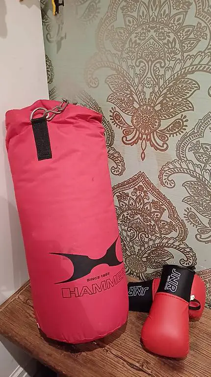 Hammer Boxsack inkl. Handschuhe
