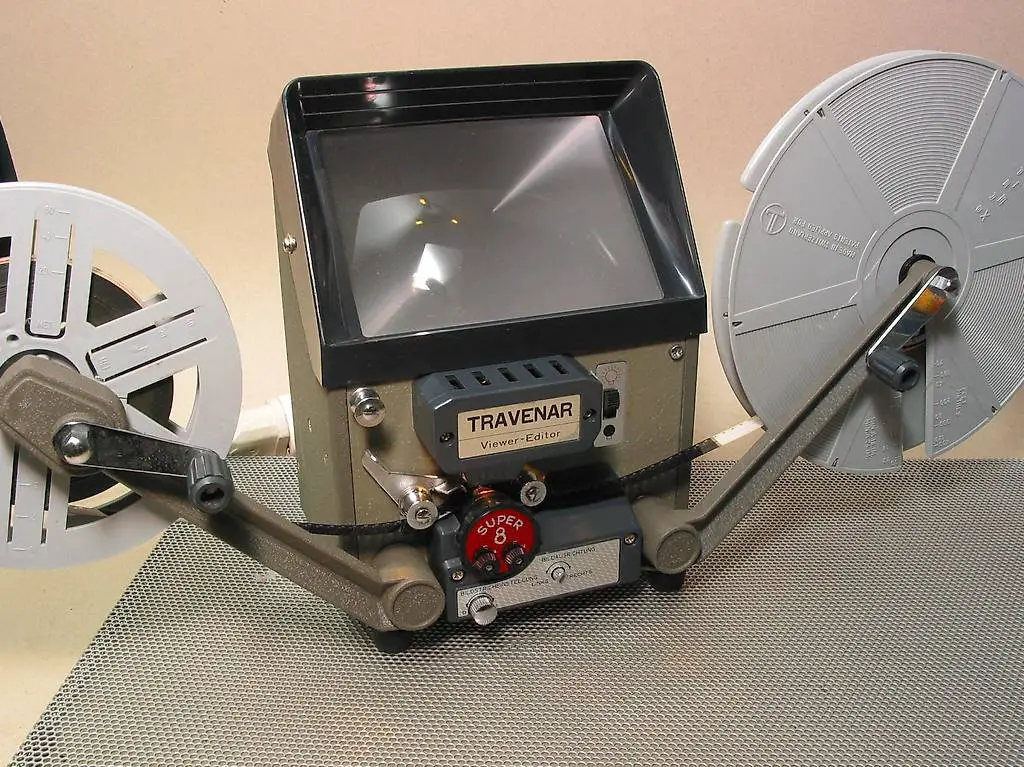 TRAVENAR Super-8 Filmbetrachter Editor Betrachter w. NEU TOP