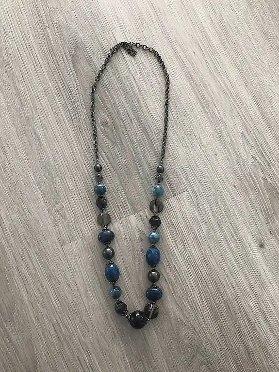 Frauenkette / Damenkette / Halskette blau