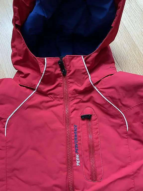 Peak Performance Kinder-Skijacke Gr. 150, rot-blau, warm