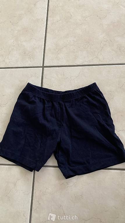 Kurze Hosen grösse 110/116 tom und jerry