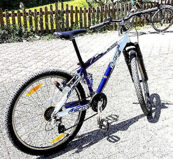 Mountenbike Scott 24 Gang