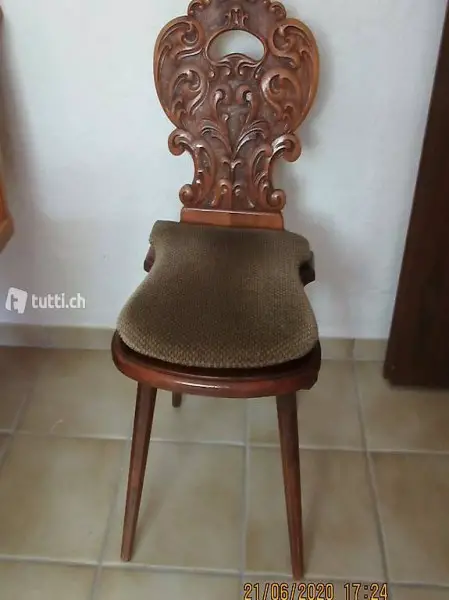  Stabellen Nussbaum Massiv Rückenlehne geschnitzt