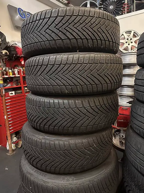 Winterreifen 205/55R16