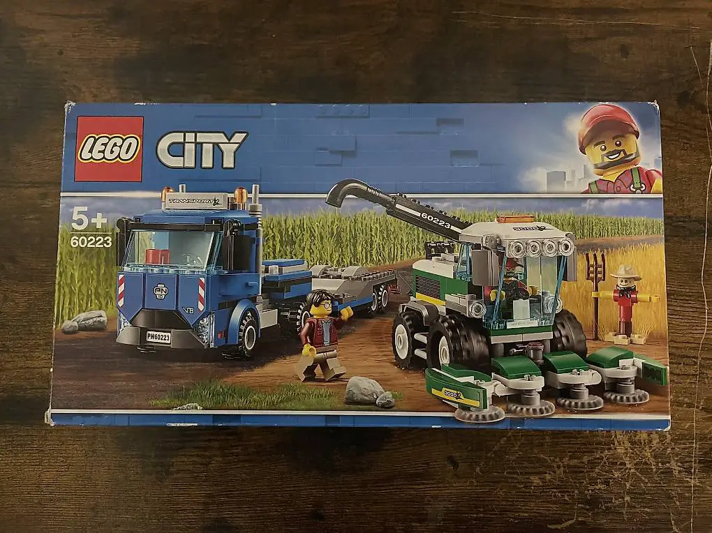 Lego City Mähdrescher 60223 in der Originalverpackung