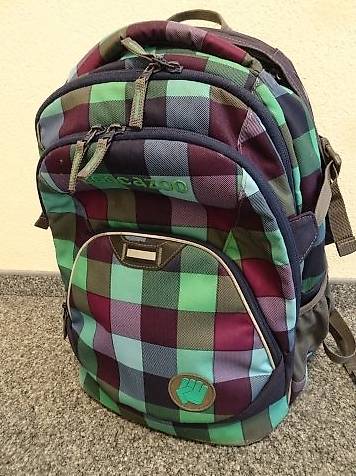 Schulrucksack COOCAZOO grün-bordeaux kariert. Ab 4.Klasse