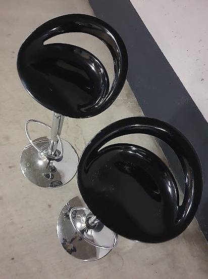 2 Sedie Bar = Fr. 120.00