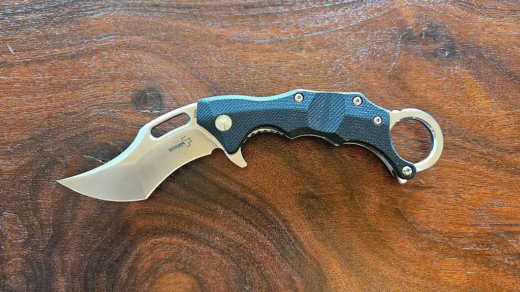 Taschenmesser / Karambit Böker