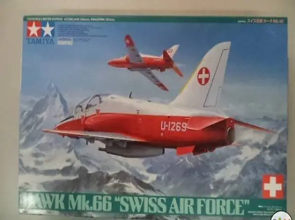 TAMIYA Bausatz HAWK Mk.66 Swiss Air Force 1:48