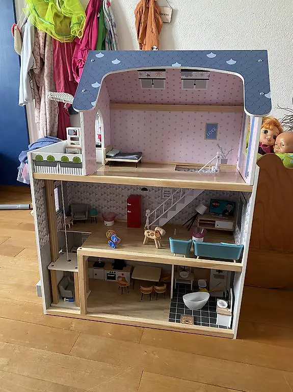 Puppenhaus, Kinderspiele