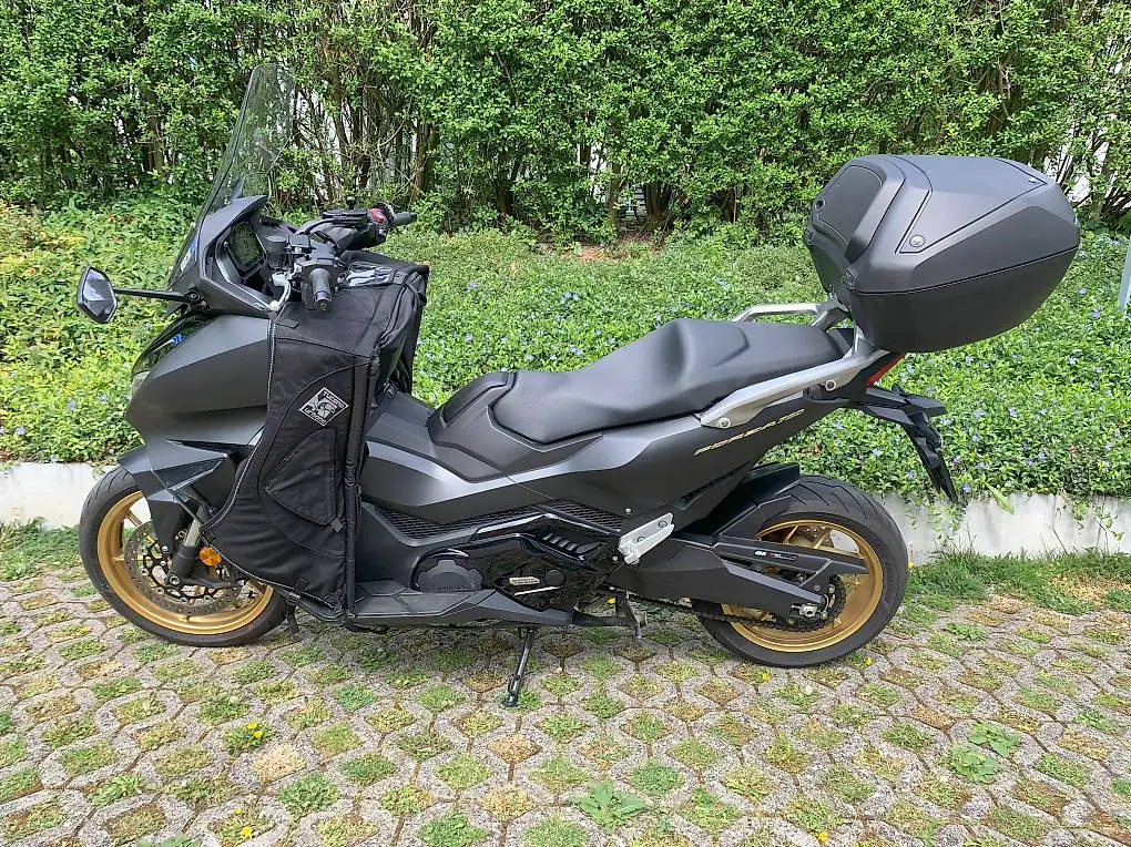 Honda Forza 750 Jg 2024 Top Ausstattung 2"764 km Superpreis