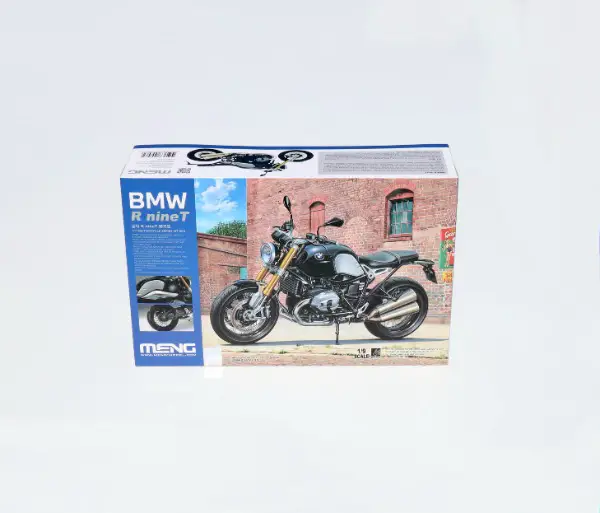 BMW R NineT 1:9 von Meng Model