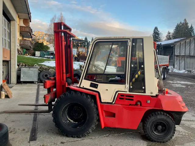 MANITOU, Gabelstapler