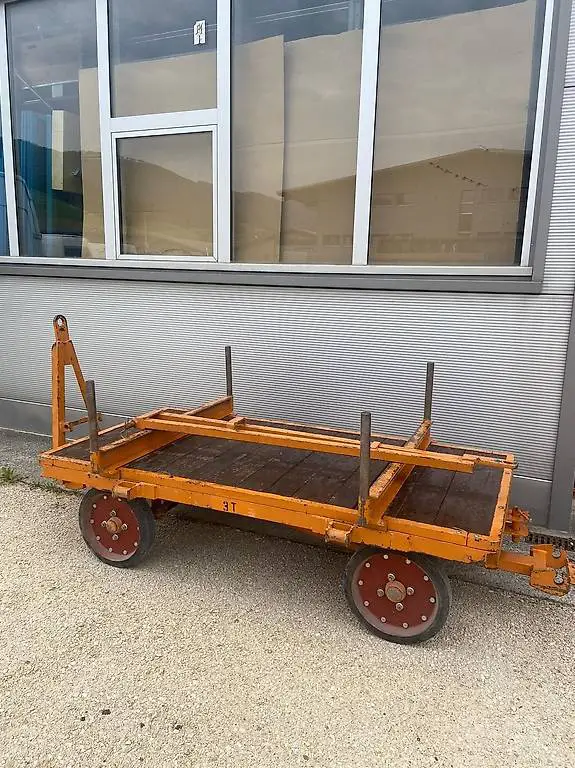 Gebrauchter Schwerlastanhänger / Langmaterial-Anhänger