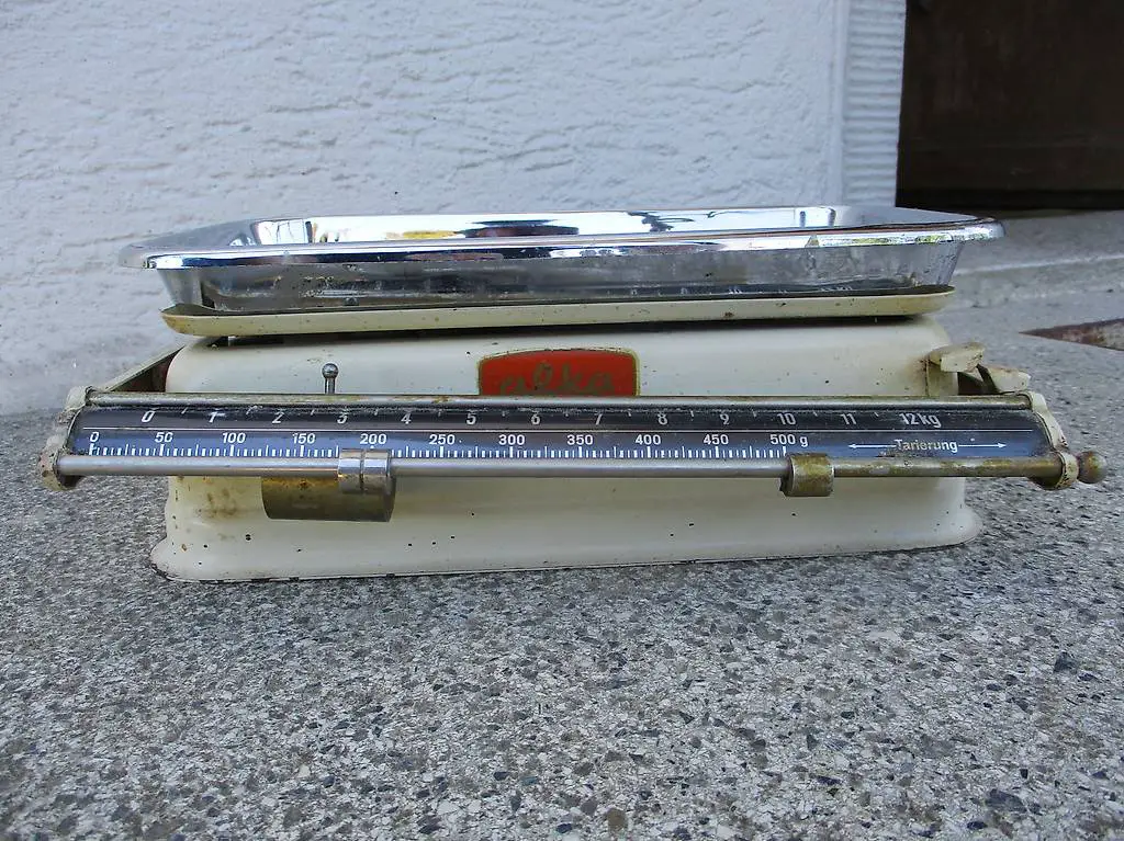 Hist. Küchen-Waage ALKA 50er 60er Metallguss Germany TOP