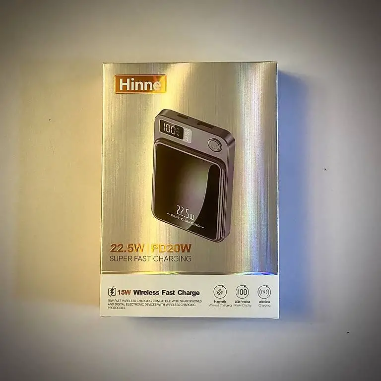 Powerbank (kabelloses laden möglich)