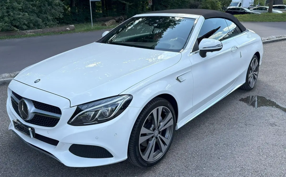 MERCEDES-BENZ C-Klasse A205 Cabriolet C 200 4matic