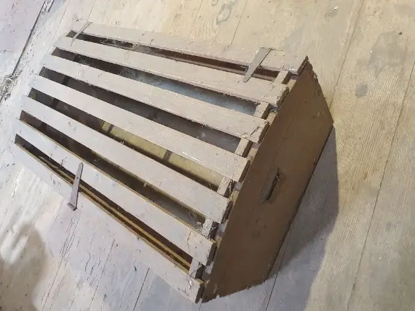 grosse alte Holztruhe 115cm (Tiertransport) antike Holzkiste