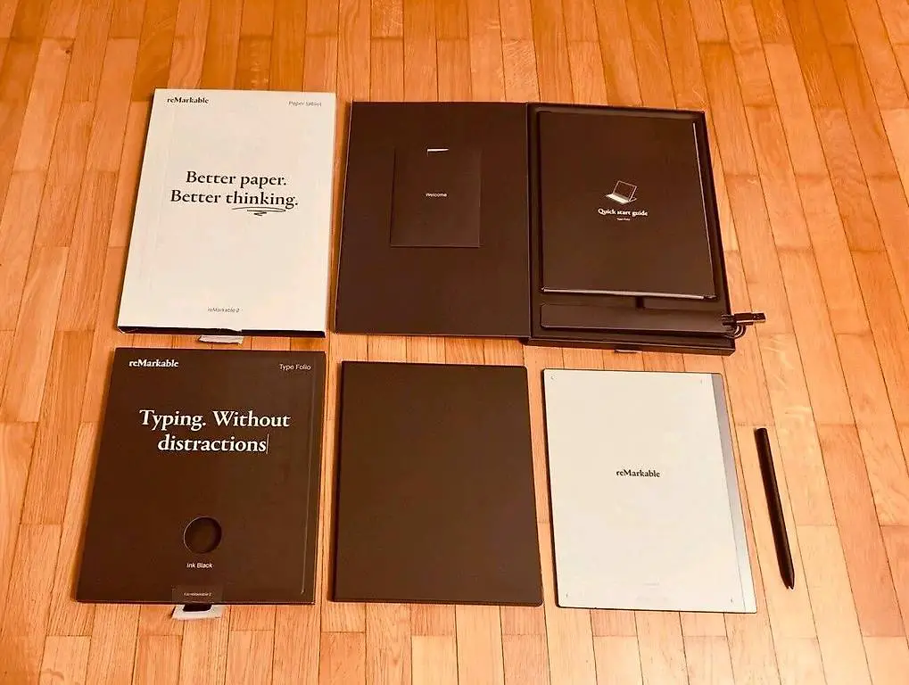 reMarkable 2 Set - Neuwertig | mit Type Folio & Marker Plus