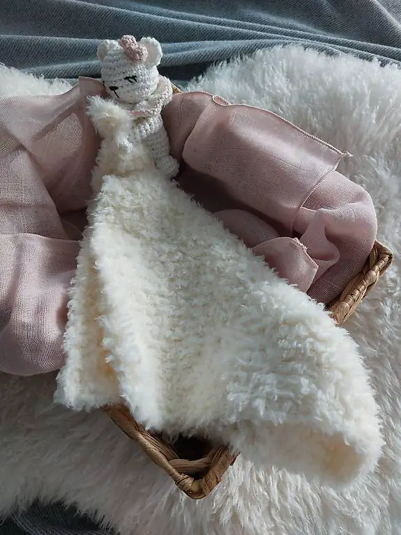 Schmusetuch mit kleinem Bär