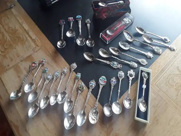 Souvenirlöffel, Preis pro Stück