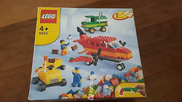 Lego 5933 Airport.