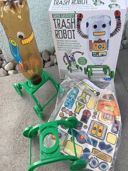 TRASH ROBOT Green Creativity