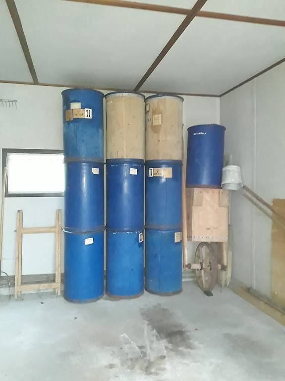 Holzfass / Holzfässer mit Deckel