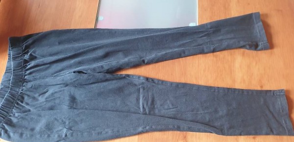 schwarze Leggins Gr. 128 / 134