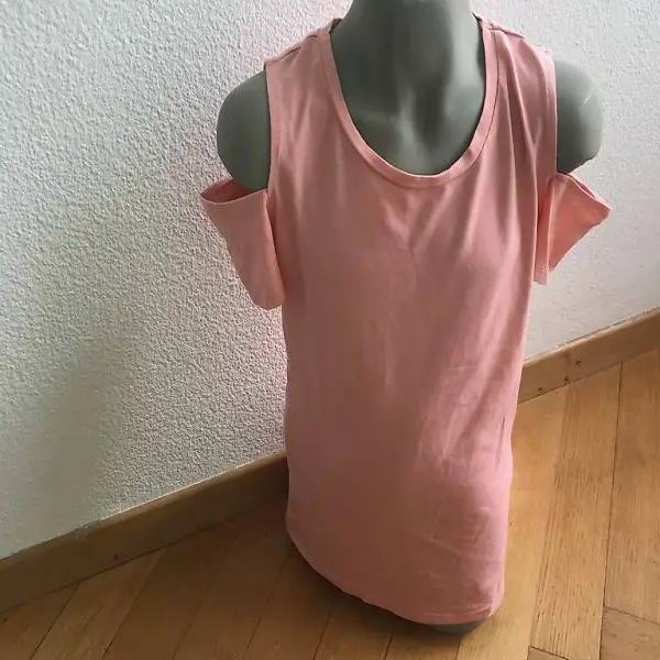 rosa T-Shirt (Schulter crop stellen)