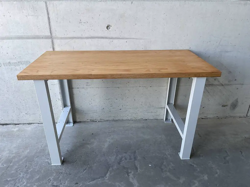 Lista Werkbank Tisch 130x75x5 Multiplexplatte