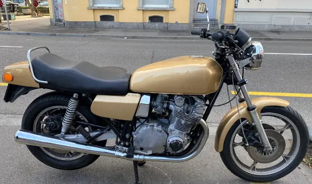 suzuki gs 1000