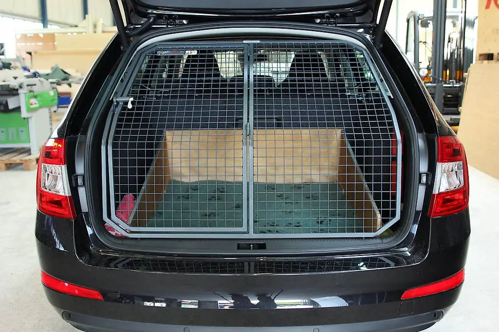 Occasion Hundegitter für Skoda Octavia Scout Jahrgang 2020