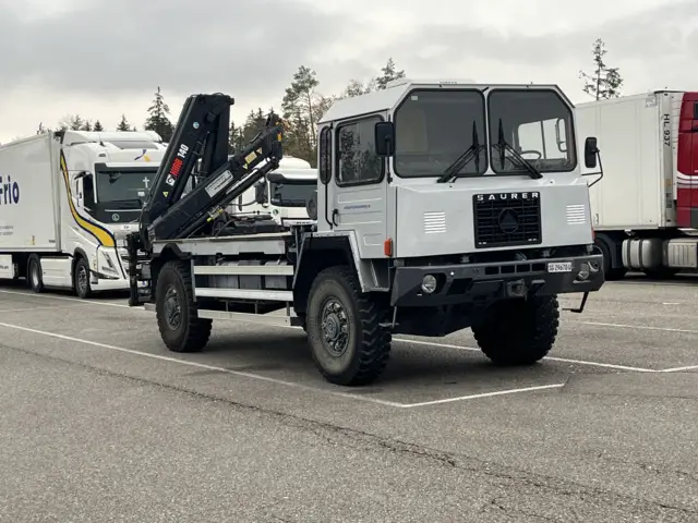 saurer, 6dm, kran